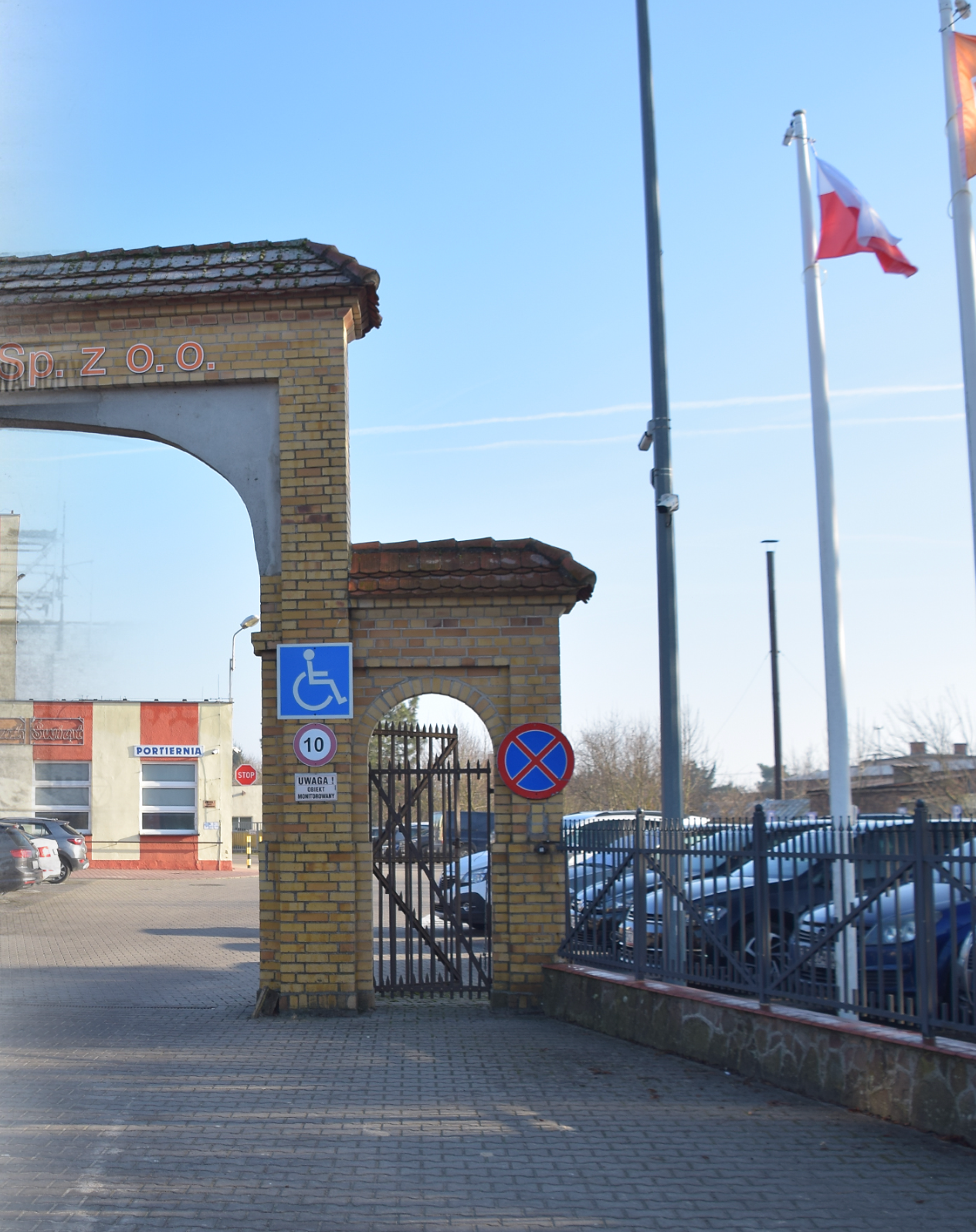 Nowa brama Postęp